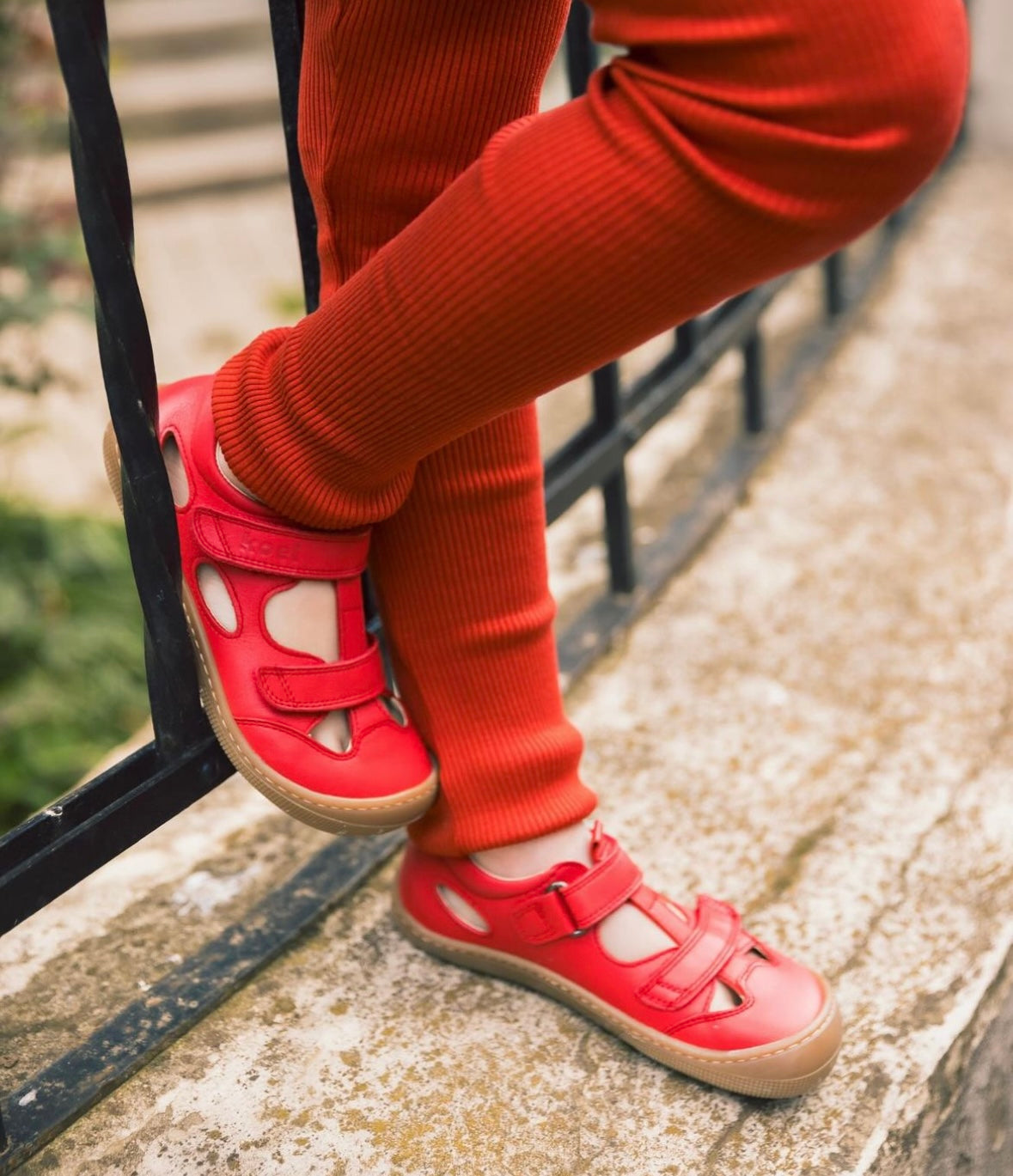 Sandal Red